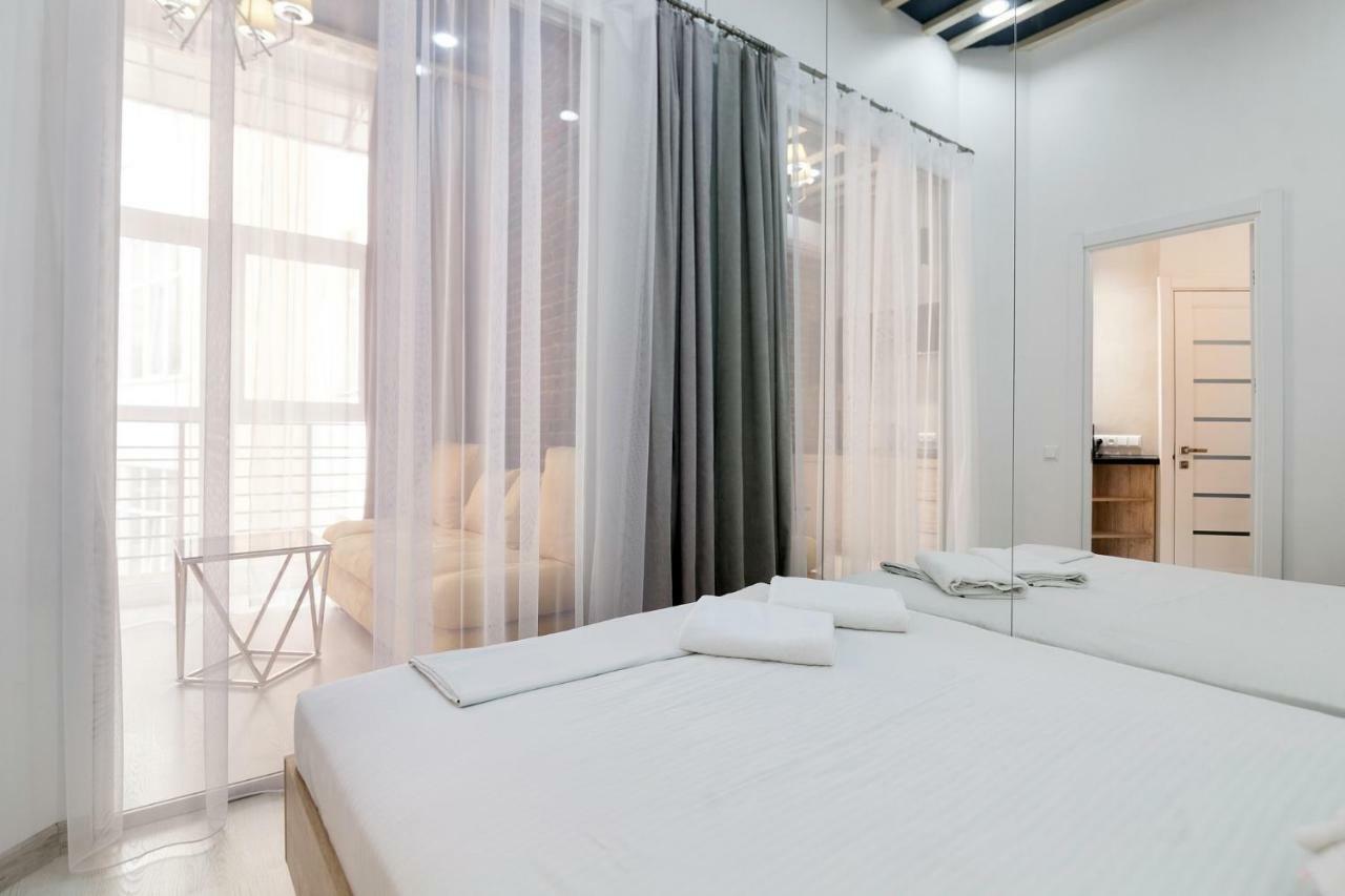 Leogrand One-Bedroom Apartments On Tugan-Baranovskogo 24 Lemberg Exterior foto