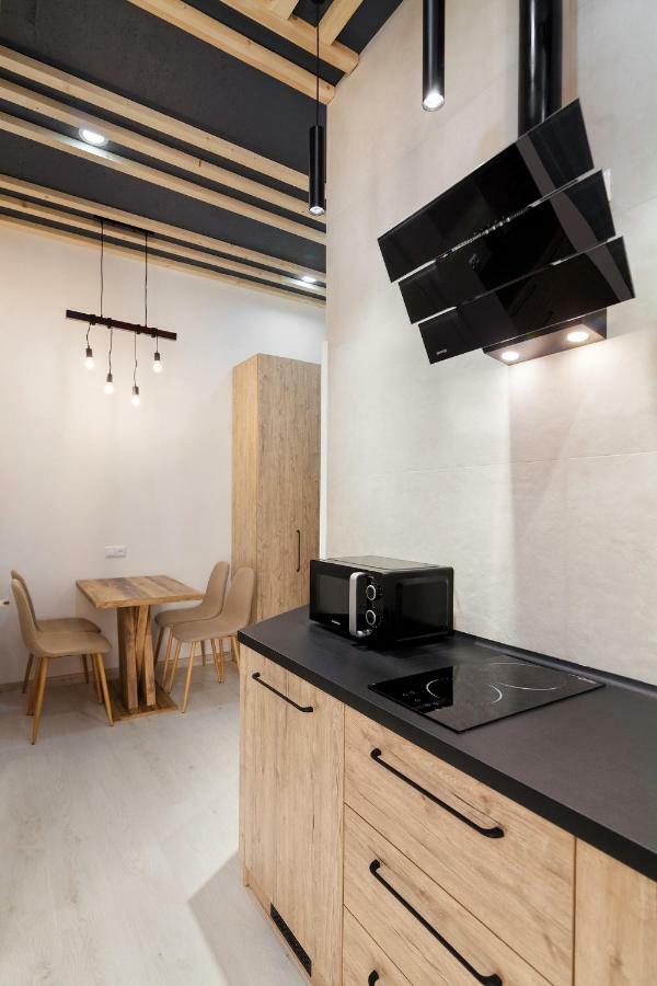 Leogrand One-Bedroom Apartments On Tugan-Baranovskogo 24 Lemberg Exterior foto
